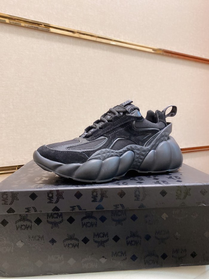 MCM Low Top Logo Lace-up Sneakers 4