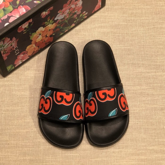 Gucci Slippers 21