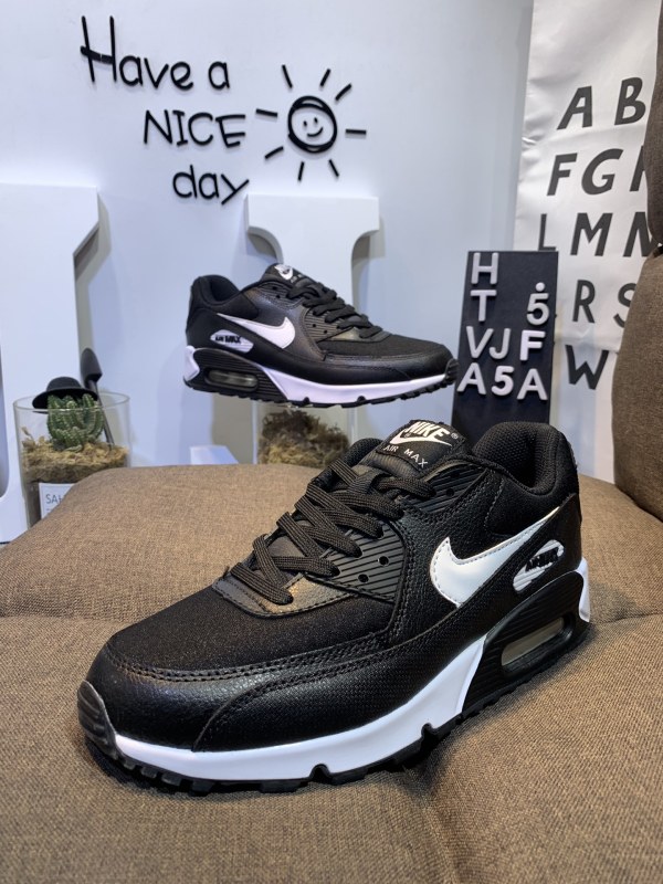 Nike Air Max 90 Sneaker 8