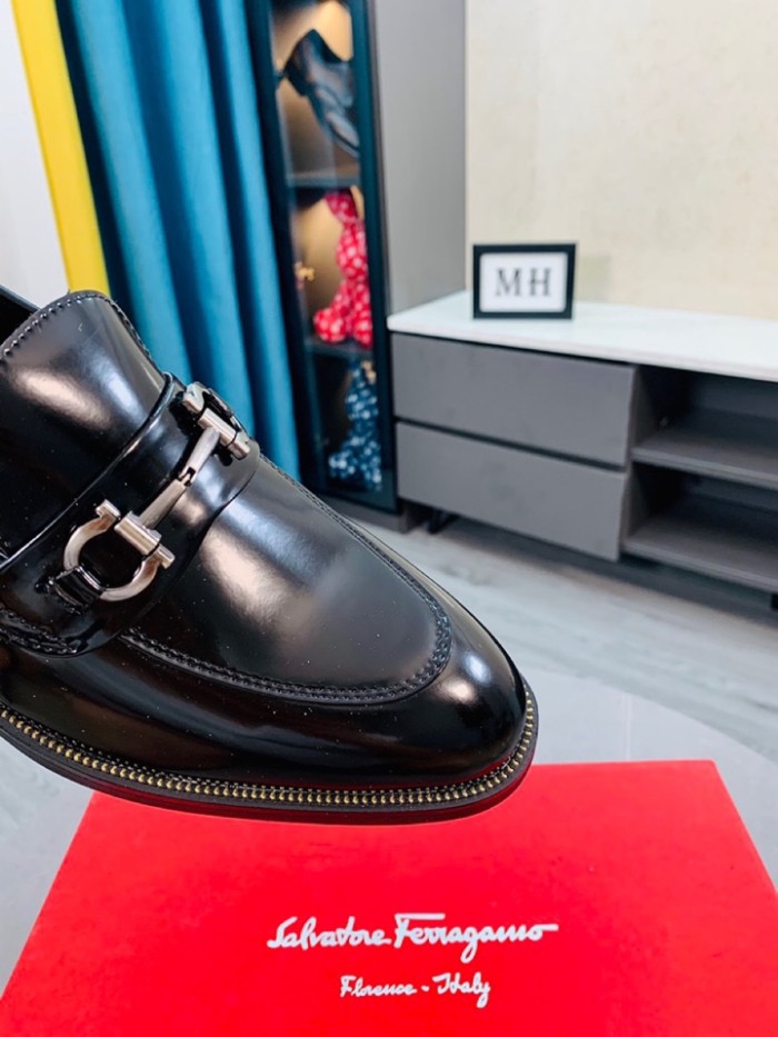 Salvatore Ferragamo Boots 33