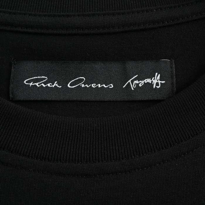 Clothes TOMMY CASH 1
