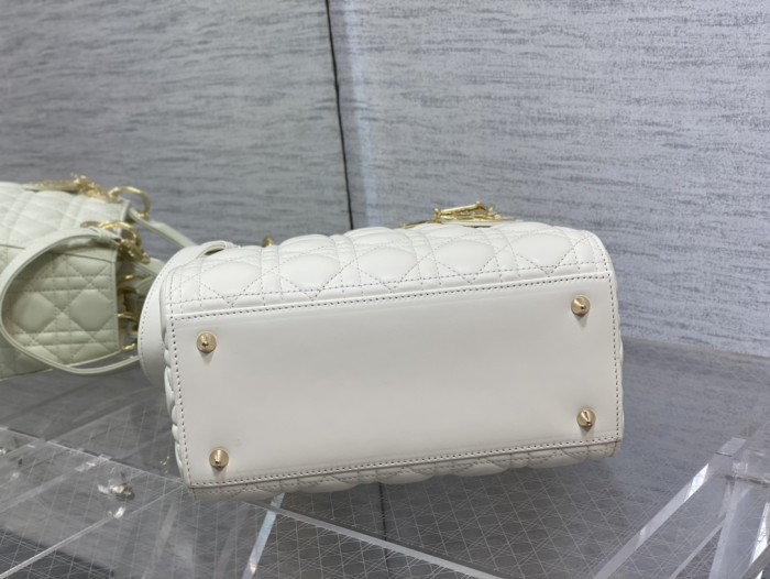Handbag Dior size 24 cm
