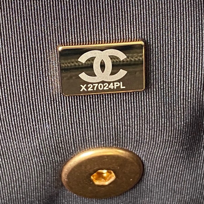 Handbag Chanel size 26/30 cm