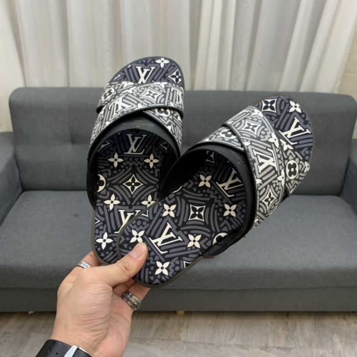 Louis Vuitton Slipper 126