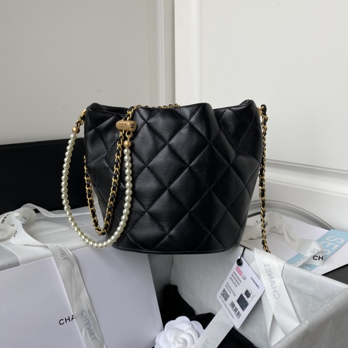 Handbag Chanel AS2859 size 17.5x17x14 cm