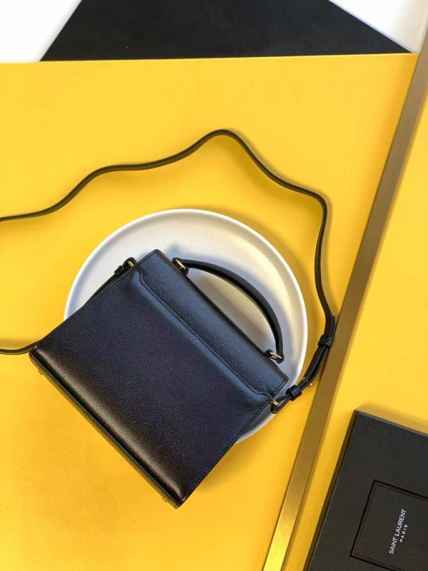 Handbags SAINT LAURENT 602716 size 20x12.5x5 cm