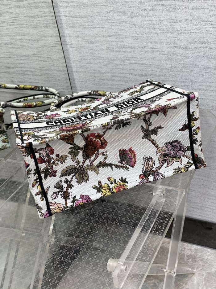 Handbag Dior size 36*18*28 cm