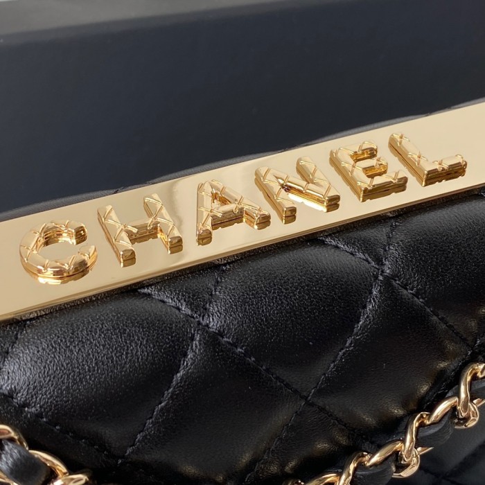 Handbag Chanel size 12.3x19.2x3.5 cm