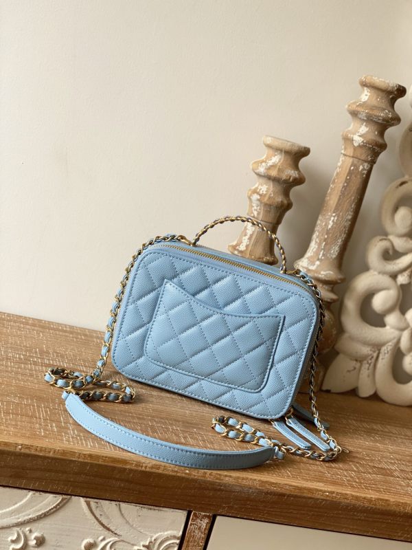 Handbag Chanel AP3222 size 19*13.5*7* cm