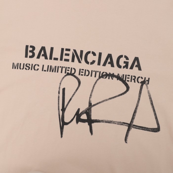 Clothes Balenciaga 232
