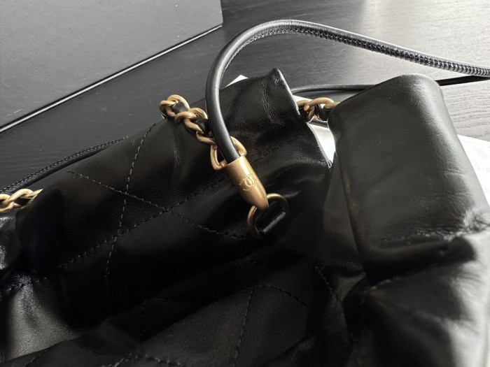 Handbag Chanel AS3980 size 20cmx19cmx6 cm