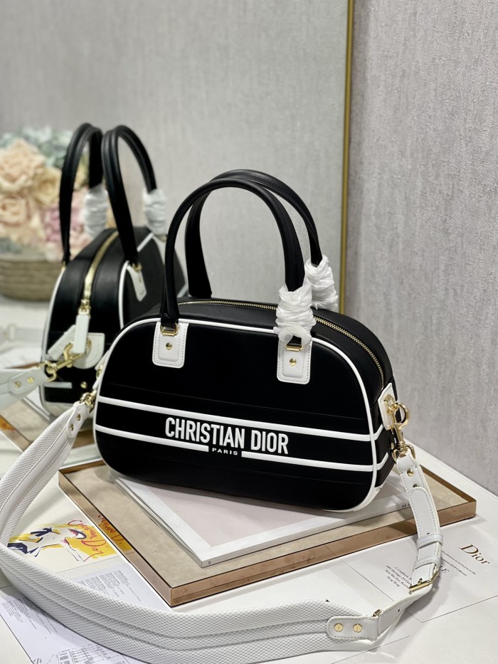 Handbag Dior 6204 size 34×22×14 cm