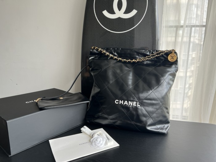Handbag Chanel size 48cmx45cmx10 cm