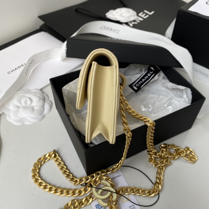 Handbag Chanel AP2638 size 12.5 cm