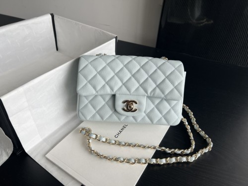 Handbag Chanel size 20 cm