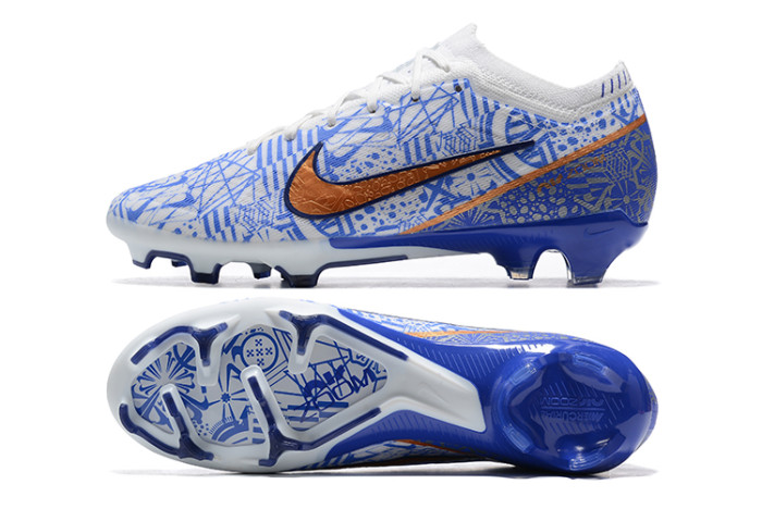 NK football shoes 3