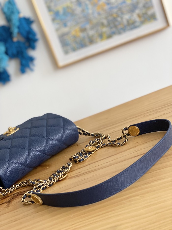 Handbag Chanel 3369 size 21X14.5X6 cm