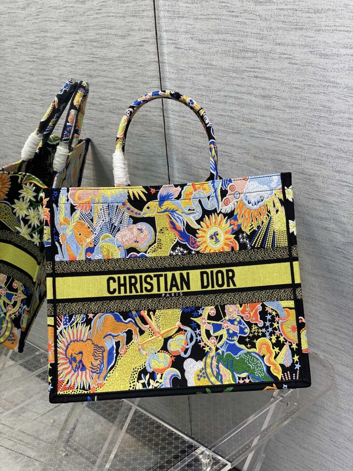 Handbag Dior size 42*18*35 cm