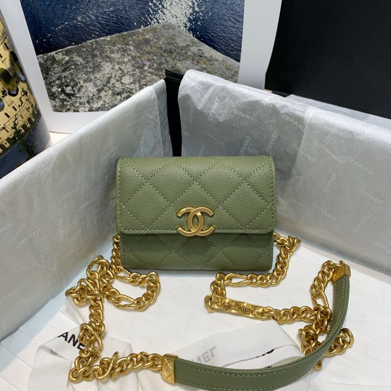 Handbag Chanel 81156 size 12 9 2.5 cm