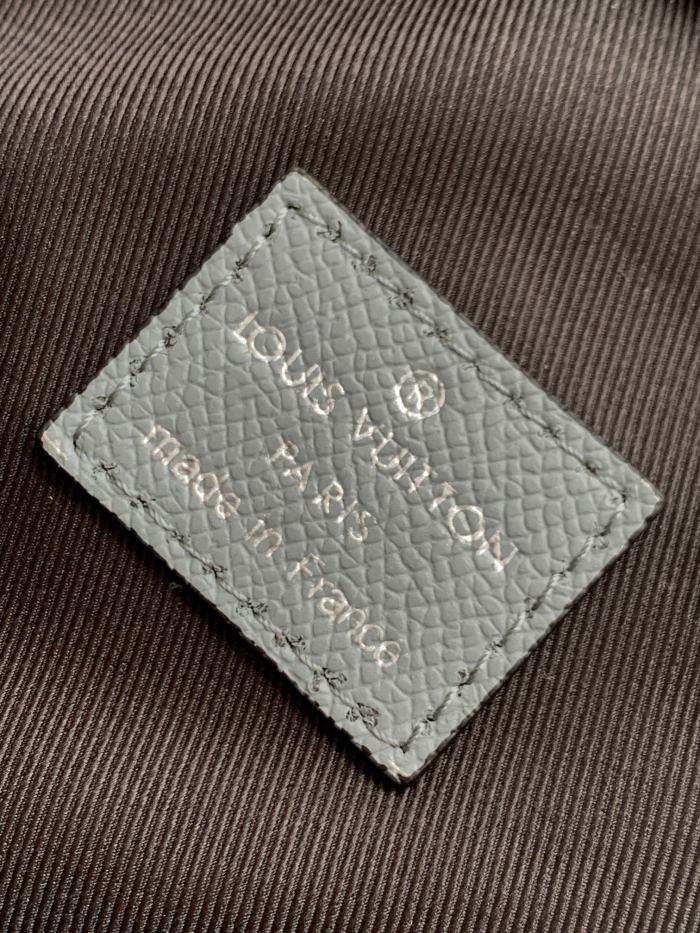 Handbag Louis Vuitton M30801 size 20 x 31 x 10 cm