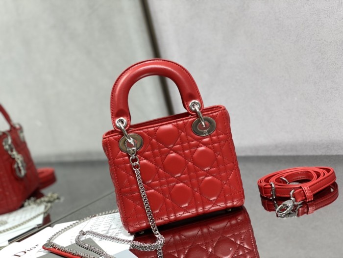 Handbag Dior size 17 cm