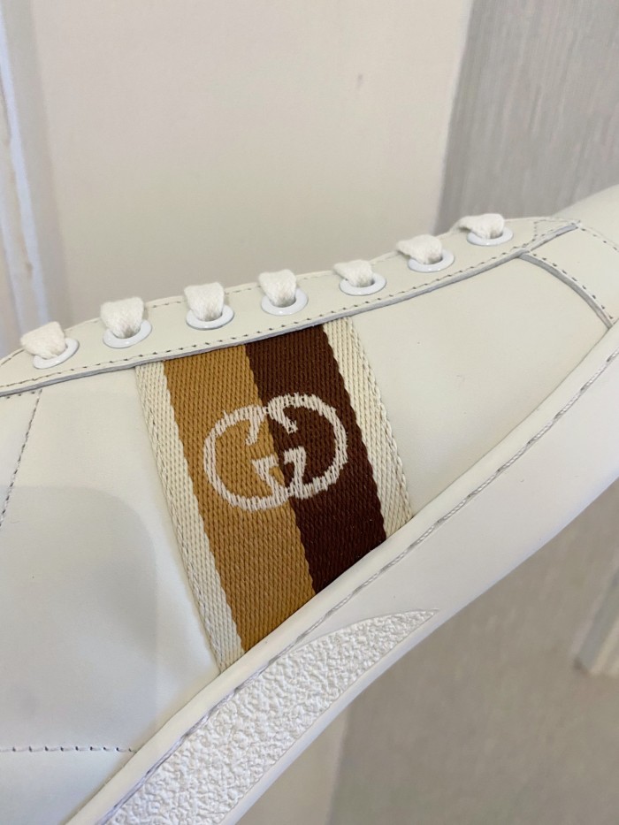Gucci Women's Ace sneaker with bee sneaker 4