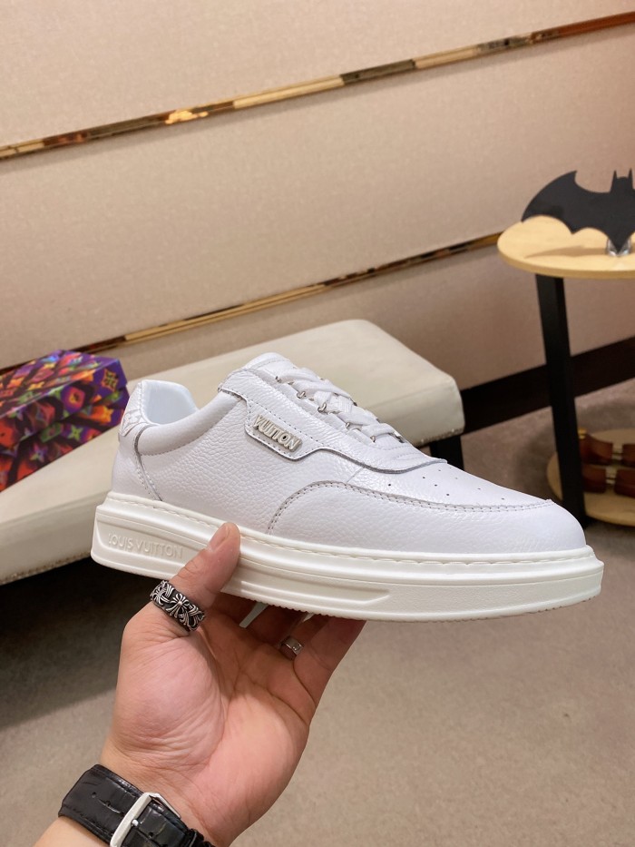 Louis Vuitton Low Top sneaker 110