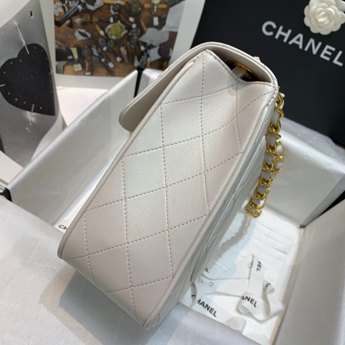 Handbag Chanel A88 size 30.21.8 cm