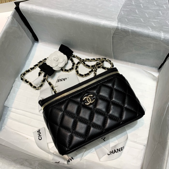 Handbag Chanel 81158 size 16 9.5 8 cm