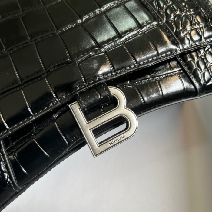 Handbag Gucci 5935461 size 23*15*10 cm