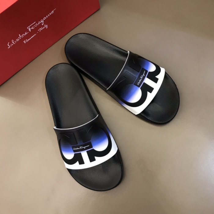Salvatore Ferragamo Groove Slides 2