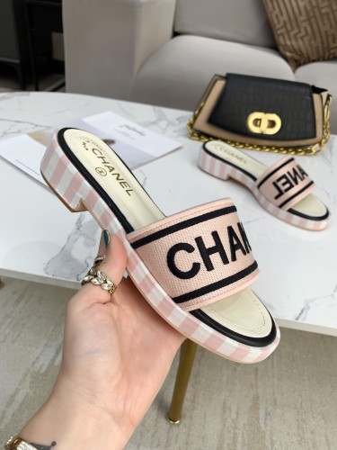 Chanel Slides 16
