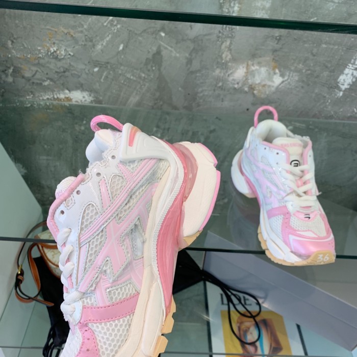 Balenciaga Runner sneaker 7