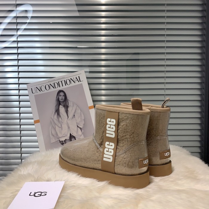 UGG Sneaker 13