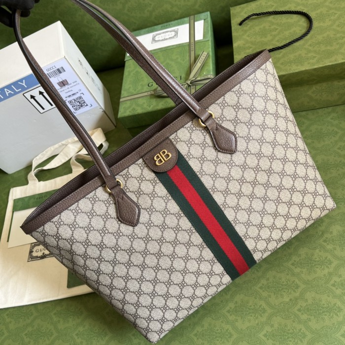 Handbag Gucci 680125 size 38*28*14 cm