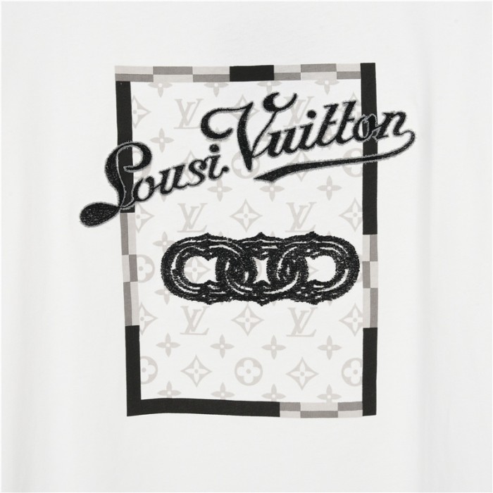 Clothes Louis Vuitton 407
