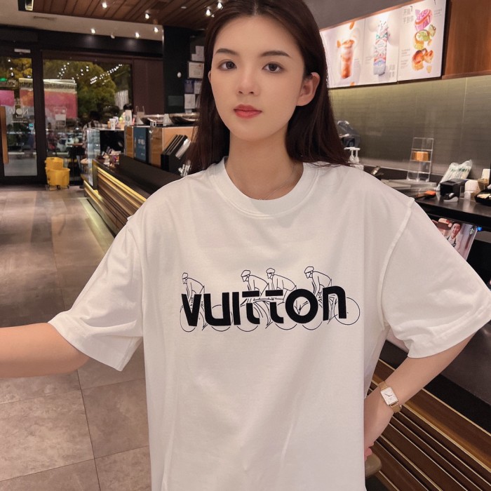 Clothes Louis Vuitton 317