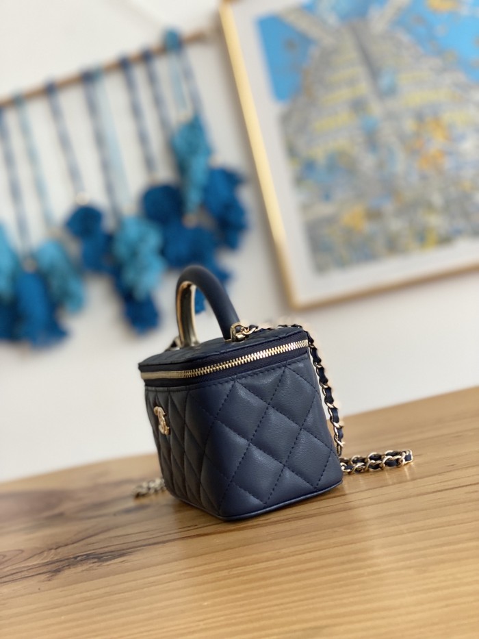 Handbag Chanel 81208 size 9.5 17 8 cm