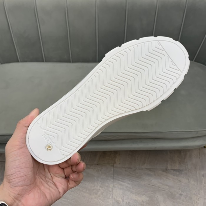 Prada Wheel Cassetta sneaker 8