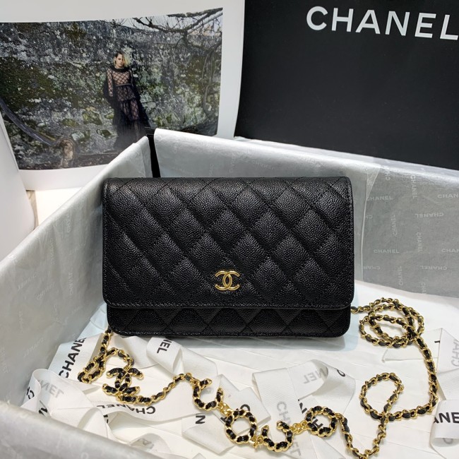 Handbag Chanel 81152 size 19 cm