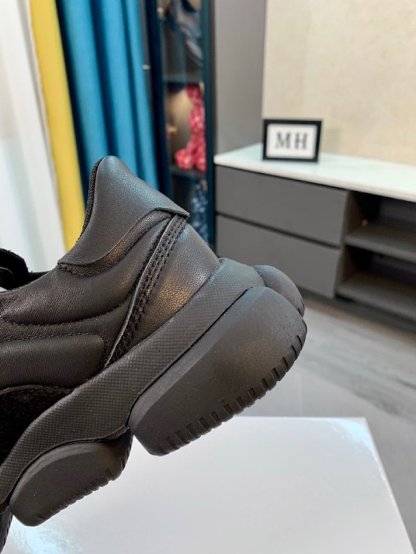 Moncler Low Top Sneaker 3