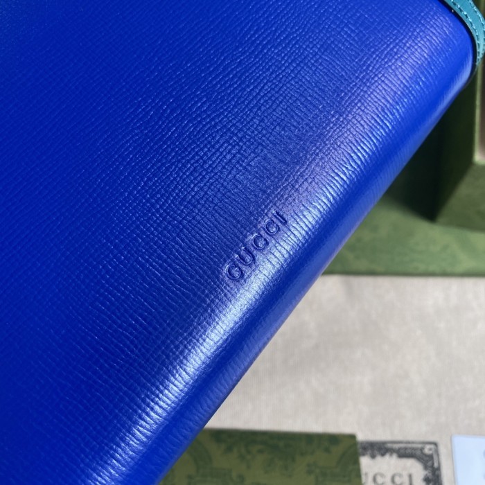 Handbag Gucci 401231 size 20*13.5*3 cm