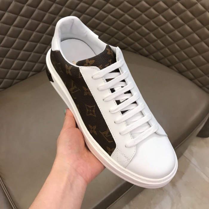 Louis Vuitton Low Top sneaker 37