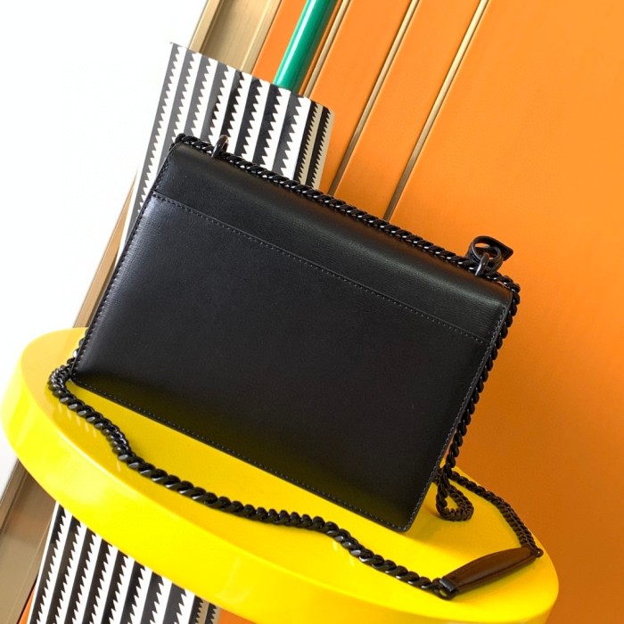 Handbags SAINT LAURENT 442906 size 22x16x8 cm