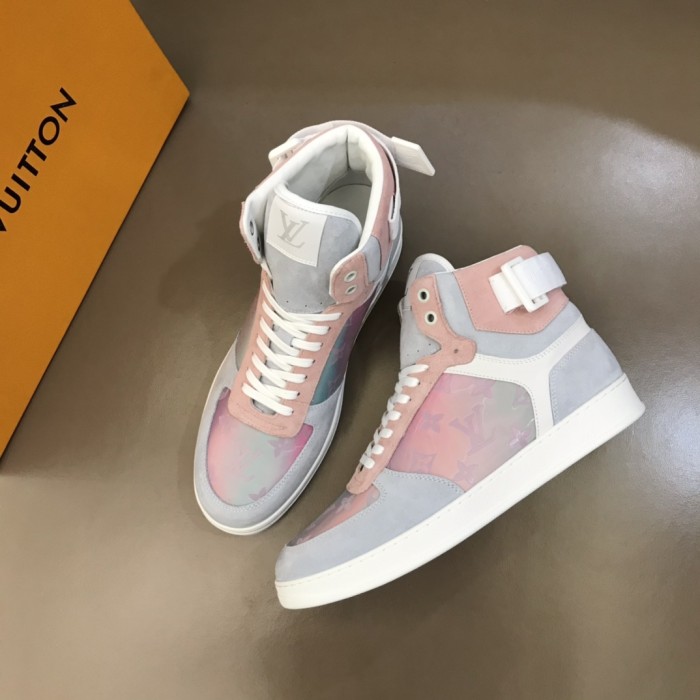Louis Vuitton Rivoli sneaker 24