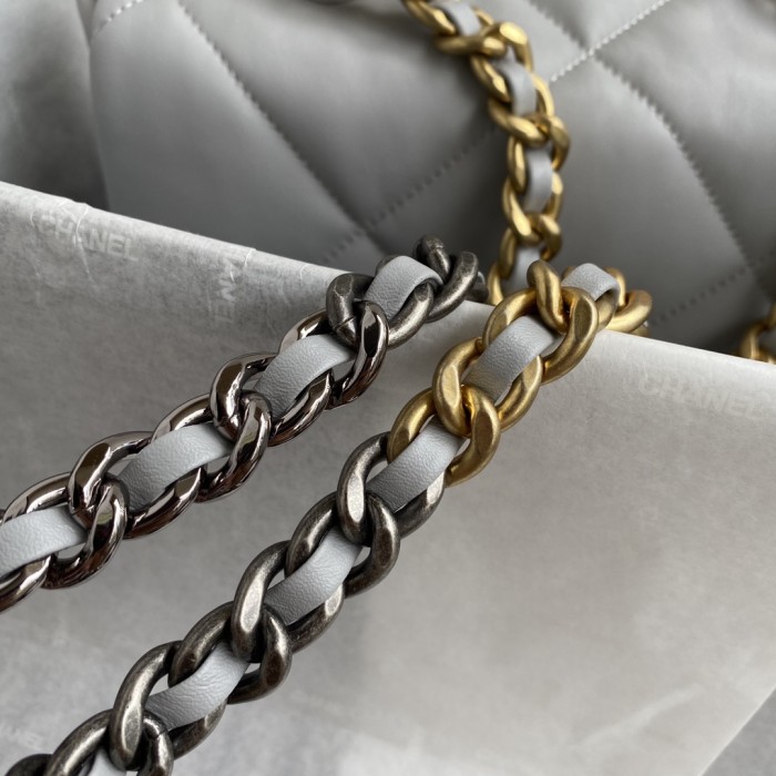 Handbag Chanel size 26 cm