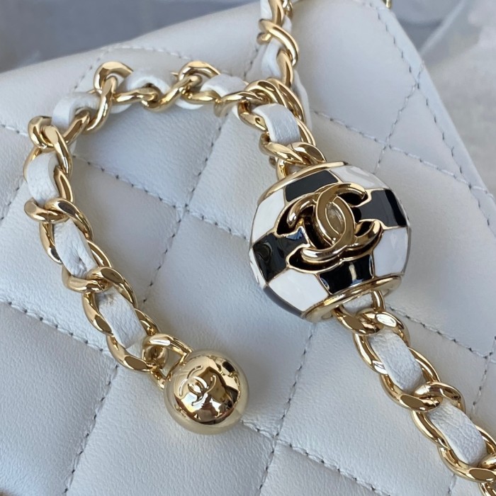 Handbag Chanel AP1450 size 19 cm