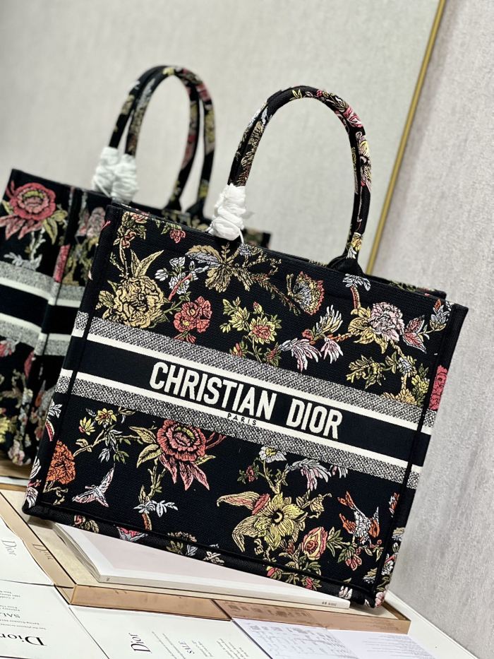 Handbag Dior 1286 size 41*32 cm