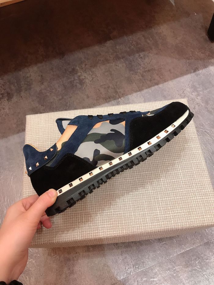Valentino Garavani Rockrunner camouflage-print sneakers 20