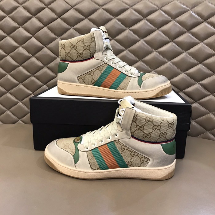 Gucci Screener GG Canvas 17